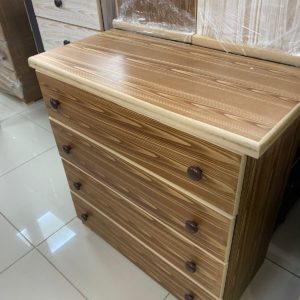 Cómoda 4 cajones